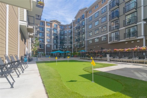 606-917 Avrill Rd, Langford, BC - Outdoor