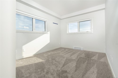 301-2469 Gateway Rd, Langford, BC - Indoor Photo Showing Other Room
