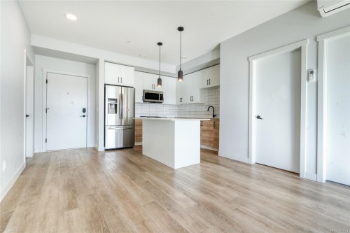 301-2469 Gateway Rd, Langford, BC - Indoor Photo Showing Kitchen With Stainless Steel Kitchen With Upgraded Kitchen