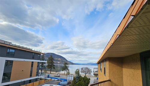 402-578 Lakeshore Drive, Penticton, BC - Outdoor With Body Of Water