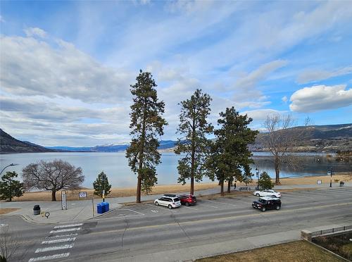 402-578 Lakeshore Drive, Penticton, BC - Outdoor With Body Of Water With View