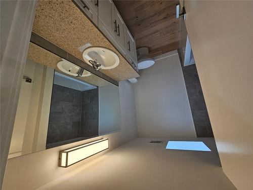 402-578 Lakeshore Drive, Penticton, BC - Indoor