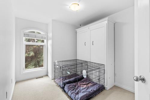 124-456 Mcphee Street, Kelowna, BC - Indoor Photo Showing Other Room