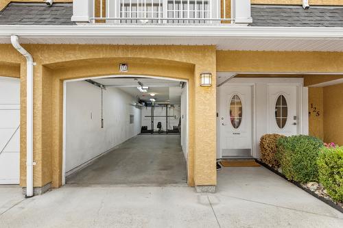 124-456 Mcphee Street, Kelowna, BC -  With Exterior