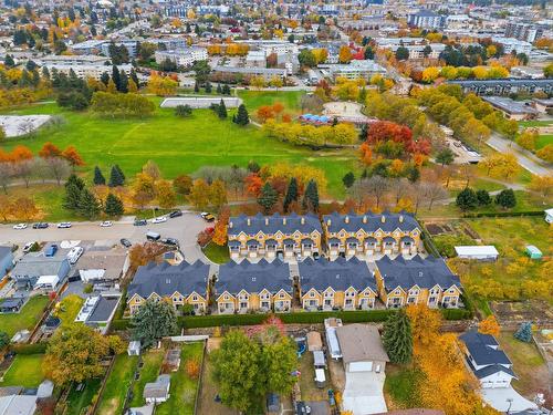 124-456 Mcphee Street, Kelowna, BC - Outdoor With View