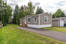 8 SUSSEX SQUARE  Georgian Bluffs, ON N4K 5N5