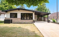 105 Lilacside Drive  Hamilton, ON L8V 2L8