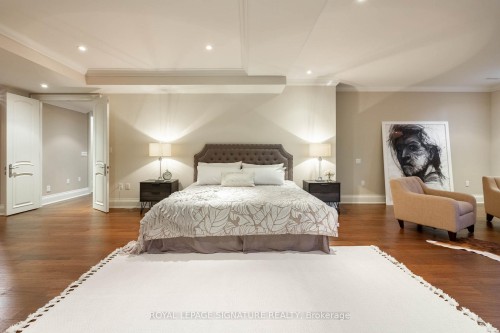 1161 Tecumseh Park Drive, Mississauga, ON - Indoor Photo Showing Bedroom