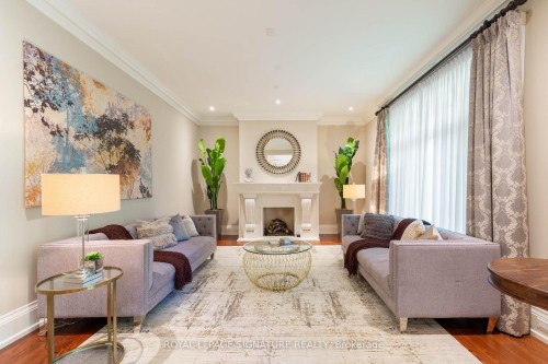 1161 Tecumseh Park Drive, Mississauga, ON - Indoor Photo Showing Living Room With Fireplace
