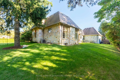 1161 Tecumseh Park Drive, Mississauga, ON - Outdoor