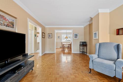 Living room - 14828 Rue Labelle, Montréal (Pierrefonds-Roxboro), QC - Indoor Photo Showing Living Room