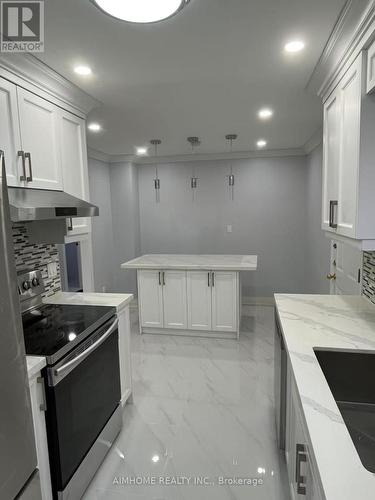 58 Plumbrook Crescent, Toronto, ON - Indoor Photo Showing Kitchen