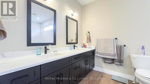 217 Irishwood Lane, Brockton, ON - Indoor Photo Showing Bathroom