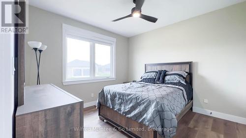 217 Irishwood Lane, Brockton, ON - Indoor Photo Showing Bedroom