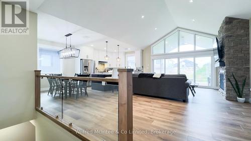 217 Irishwood Lane, Brockton, ON - Indoor With Fireplace