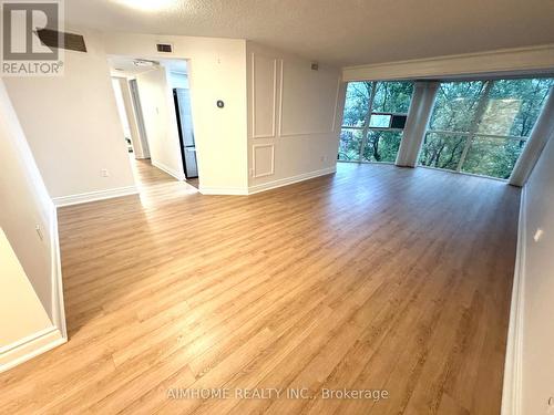 308 - 701 King Street W, Toronto, ON - Indoor