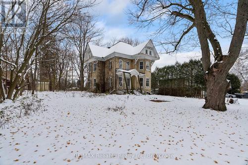 101 Centre Street, Huron East (Seaforth), ON - Outdoor