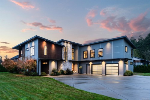 1857 Mcmicken Rd, North Saanich, BC 