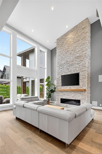 1857 Mcmicken Rd, North Saanich, BC 