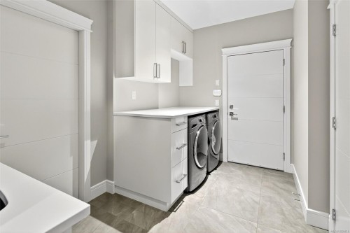 1857 Mcmicken Rd, North Saanich, BC 