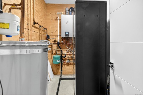 1857 Mcmicken Rd, North Saanich, BC 