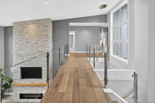 1857 Mcmicken Rd, North Saanich, BC 