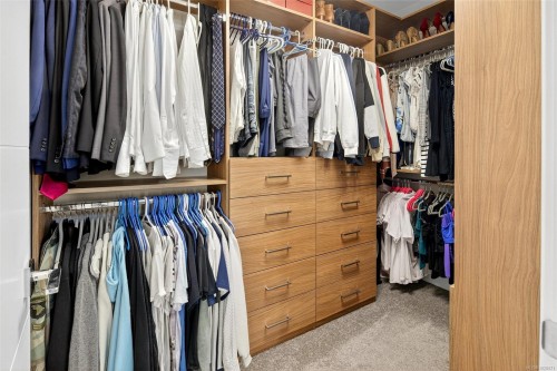 1857 Mcmicken Rd, North Saanich, BC 