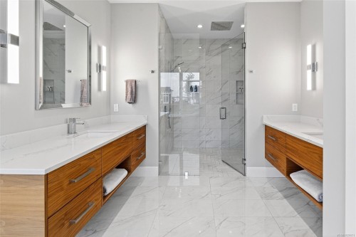 1857 Mcmicken Rd, North Saanich, BC 