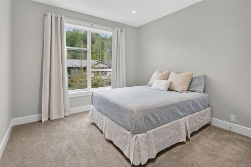 1857 Mcmicken Rd, North Saanich, BC 