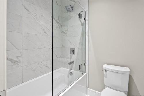 1857 Mcmicken Rd, North Saanich, BC 