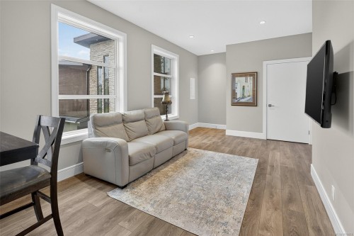 1857 Mcmicken Rd, North Saanich, BC 