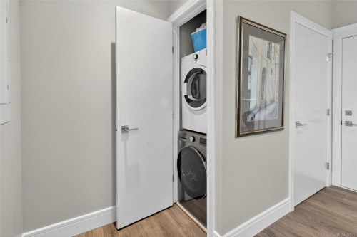 1857 Mcmicken Rd, North Saanich, BC 