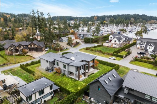 1857 Mcmicken Rd, North Saanich, BC 