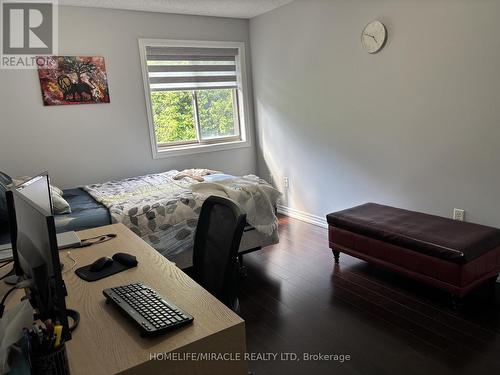 17 - 7385 Magistrate Terrace, Mississauga, ON - Indoor Photo Showing Bedroom