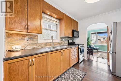 540 James Street, Centre Wellington (Fergus), ON - Indoor Photo Showing Kitchen With Double Sink