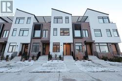 30 - 50 COVESIDE DRIVE  Mississauga, ON L5H 0B2