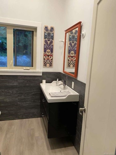 105 Mapleleaf Lane, Sidney Island, BC 