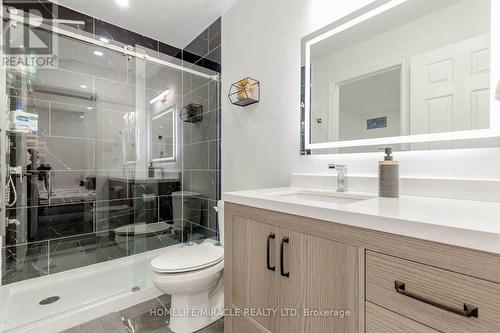30 - 92 Baycliffe Crescent, Brampton, ON - Indoor Photo Showing Bathroom