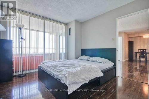2126 - 3 Greystone Walk Drive, Toronto, ON - Indoor Photo Showing Bedroom