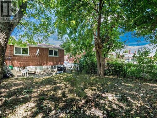 7738 Kittridge Drive, Mississauga, ON - Outdoor