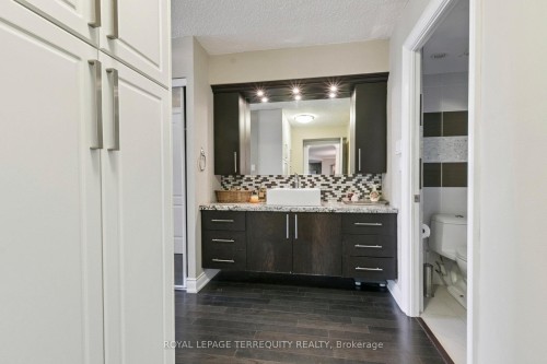 1501-2330 Bridletowne Circle, Toronto, ON - Indoor Photo Showing Bathroom