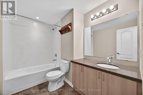408 - 40 Ferndale Drive S, Barrie, ON - Indoor Photo Showing Bathroom