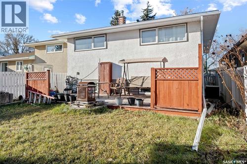 66 Bruce Place, Regina, SK - Outdoor With Deck Patio Veranda