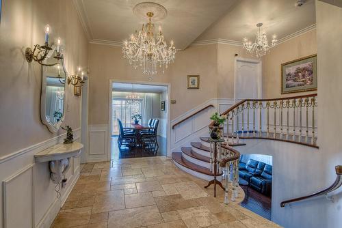 Hall - 12 Rue Holly, Hampstead, QC - Indoor Photo Showing Other Room