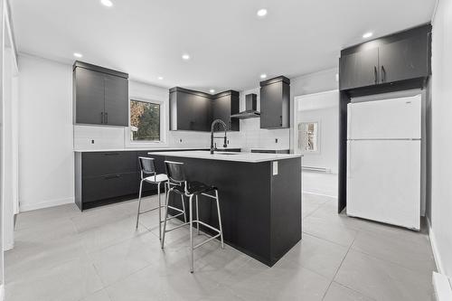 114 Rue des Pins  Saint-Jérôme, QC J7Z 1C3