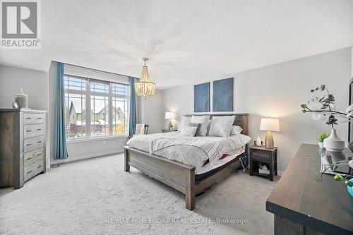 64 Carleton Trail, New Tecumseth, ON - Indoor Photo Showing Bedroom