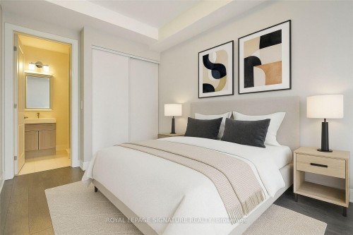 614-150 Main Street W, Hamilton, ON - Indoor Photo Showing Bedroom