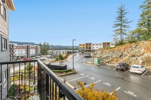 202-4820 Cedar Ridge Pl, Nanaimo, BC - Outdoor With View