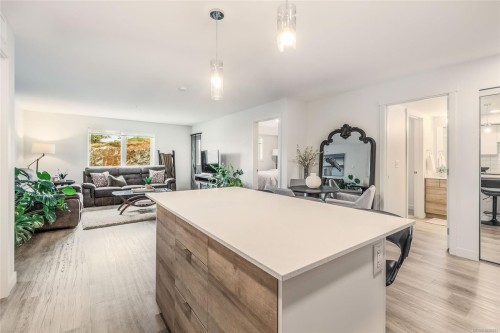 202-4820 Cedar Ridge Pl, Nanaimo, BC - Indoor