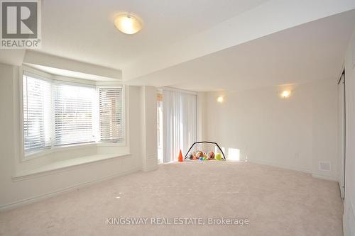 70 - 50 Edinburgh Drive, Brampton, ON - Indoor Photo Showing Other Room